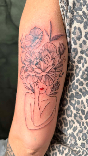 tatouage_femme_fleurs