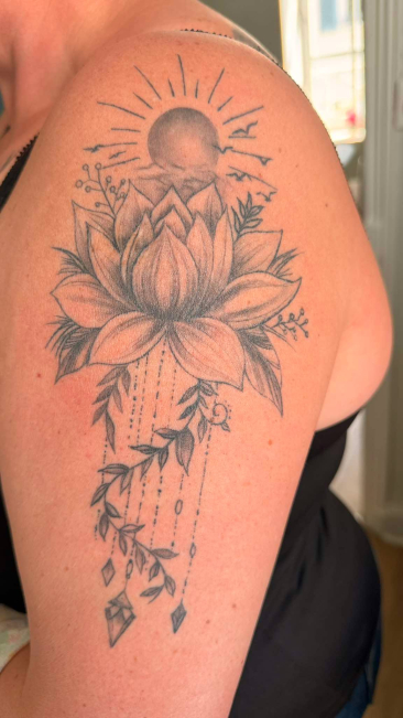 tatouage_fleur_soleil